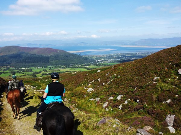 Killarney-Riding-Stables-Trail-Rides-on-the-Ring-of-Kerry (1)